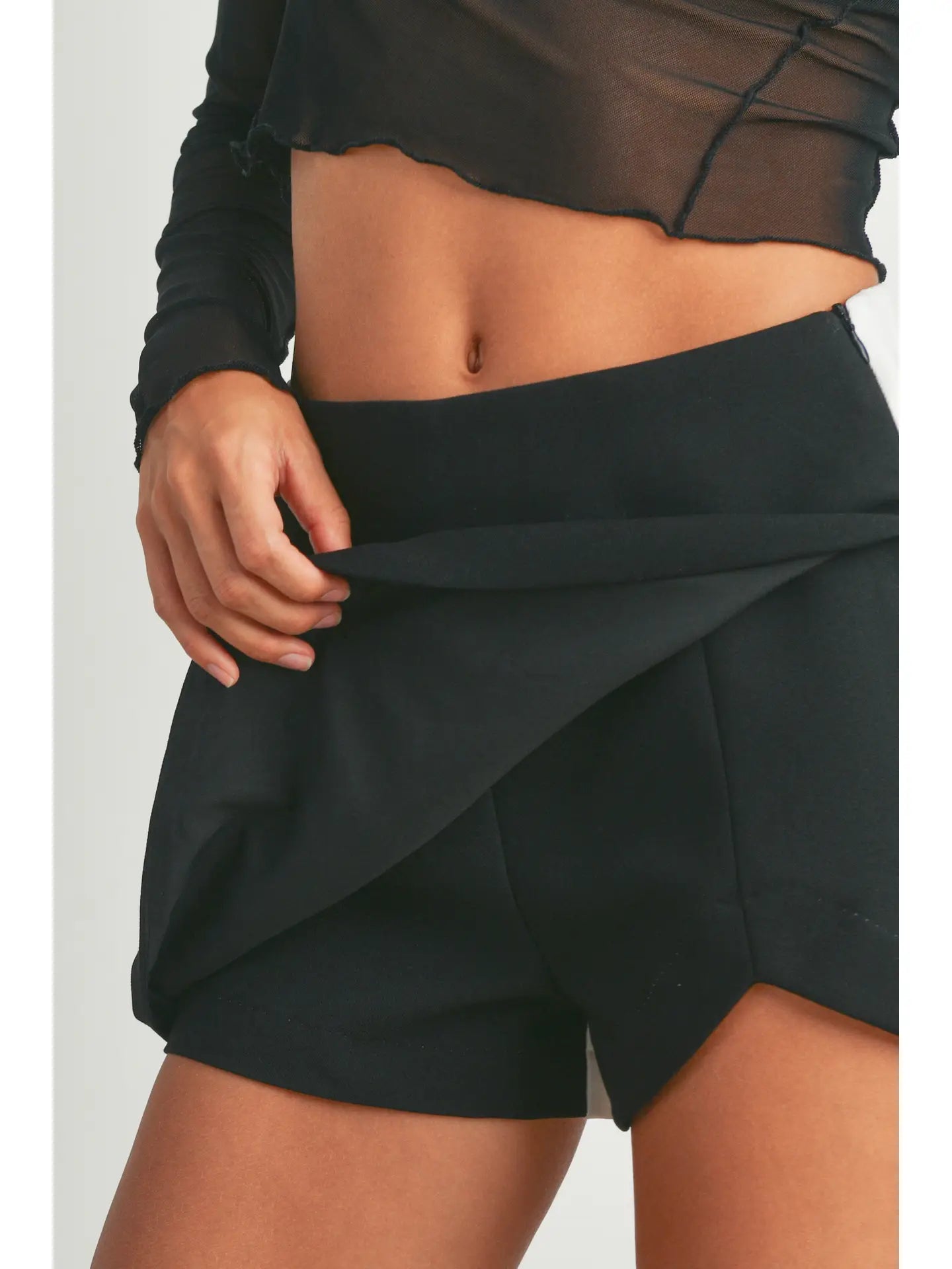 Brandy Black/White Skort